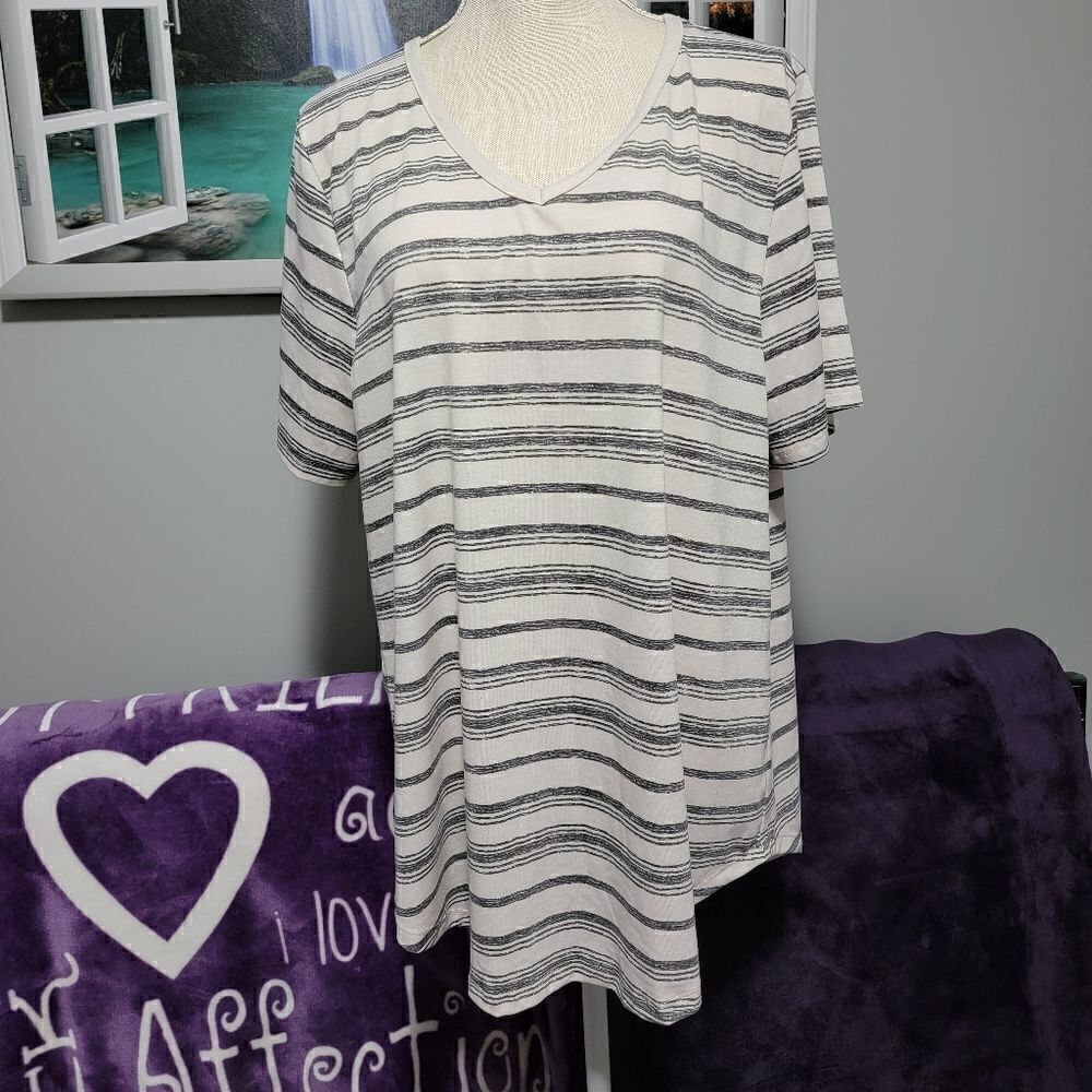 LuLaRoe Top  